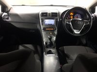 USED TOYOTA AVENSIS 