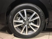 USED TOYOTA AVENSIS 