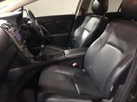 USED TOYOTA AVENSIS 