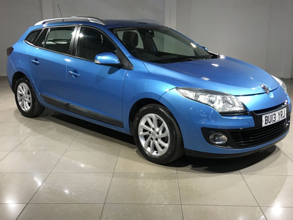 View our RENAULT MEGANE