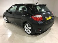 USED TOYOTA AURIS 