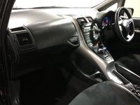 USED TOYOTA AURIS 