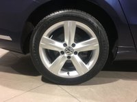 USED VOLKSWAGEN PASSAT 