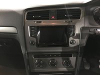 USED VOLKSWAGEN GOLF 
