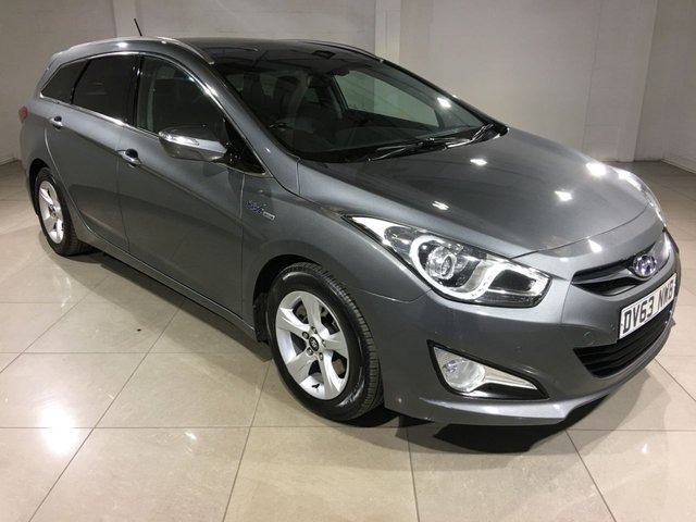 View our Hyundai I40 1.7 CRDi Blue Drive Premium Estate 5dr Diesel Manual Euro 5 (s/s) (136 ps)