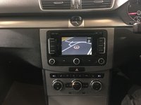 USED VOLKSWAGEN PASSAT 