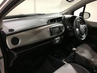 USED TOYOTA YARIS 