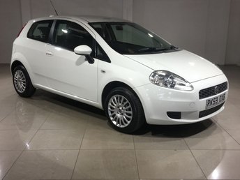 2009 FIAT GRANDE PUNTO}