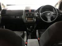USED VOLKSWAGEN TOURAN 
