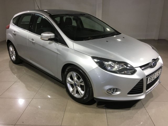 2012 FORD FOCUS 1.6 TDCI ZETEC HATCHBACK 5DR DIESEL MANUAL EURO 5 S S 115... photo