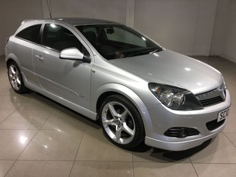 2010 VAUXHALL ASTRA}