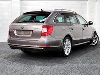 USED 2010 r SKODA SUPERB 2.0 ELEGANCE TDI CR 5d 170 BHP SAT NAV, FSH, GREAT SPEC