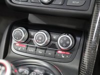 USED 2010 AUDI R8 5.2 SPYDER V10 QUATTRO 2d 519 BHP 