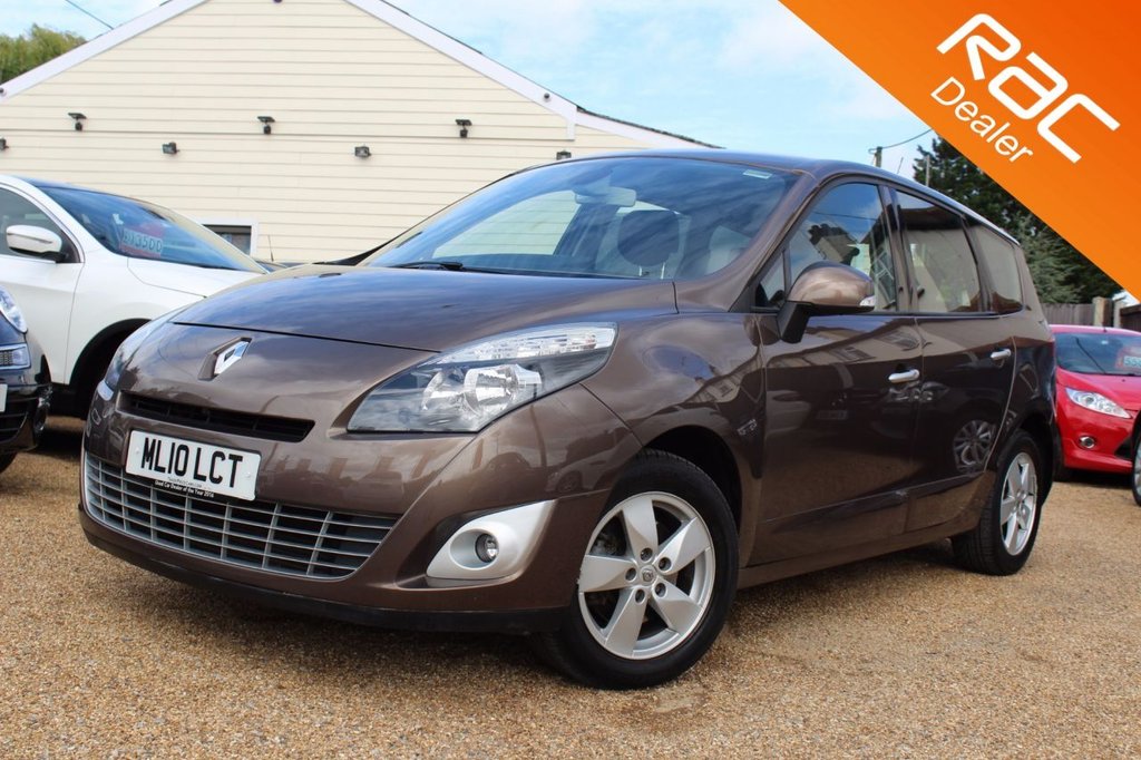 View our RENAULT GRAND SCENIC