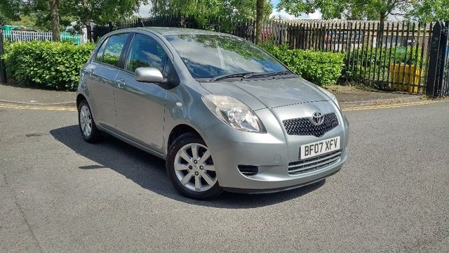 2007 07 Toyota Yaris 1.3 L ZINC 5d 86 BHP
