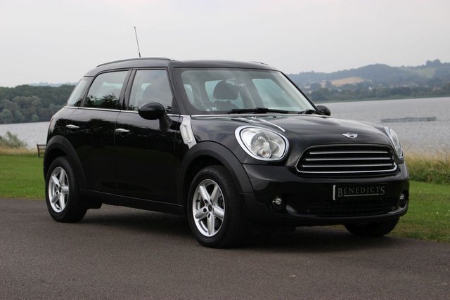 2012 12 MINI Countryman 2.0 COOPER D 5d AUTO 110 BHP