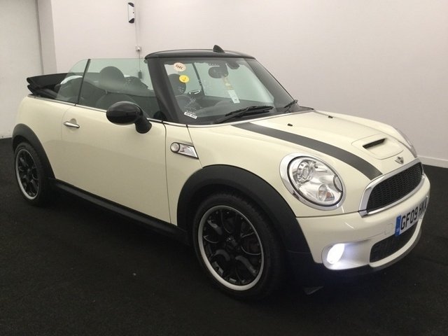 2009 09 MINI Convertible 1.6 Cooper S 2dr