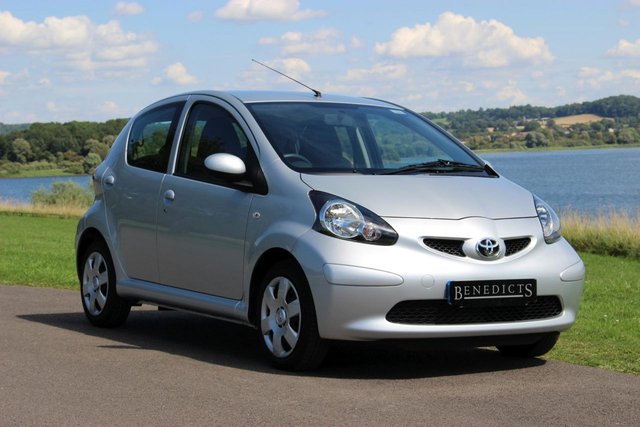 2007 57 Toyota Aygo 1.0 VVT-I PLUS 5d 67 BHP