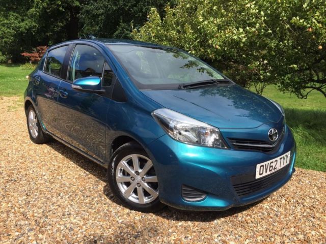 2012 62 Toyota Yaris 1.3 VVT-I TR 5d AUTO 98 BHP