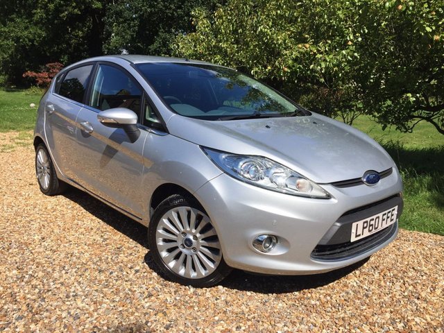 2011 60 Ford Fiesta 1.4 TITANIUM 5d 96 BHP