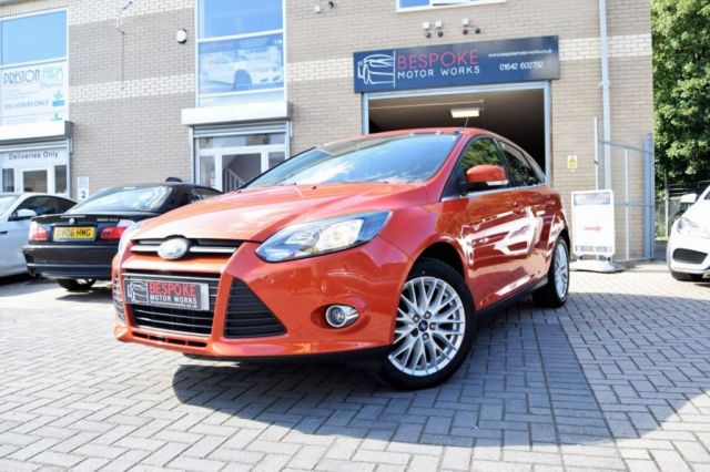 2012 61 Ford Focus 1.6 ZETEC 5 DOOR 125 BHP