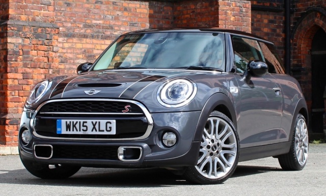 2015 15 MINI Hatch Cooper 2.0 COOPER SD 3d 168 BHP - MASSIVE SPEC - 