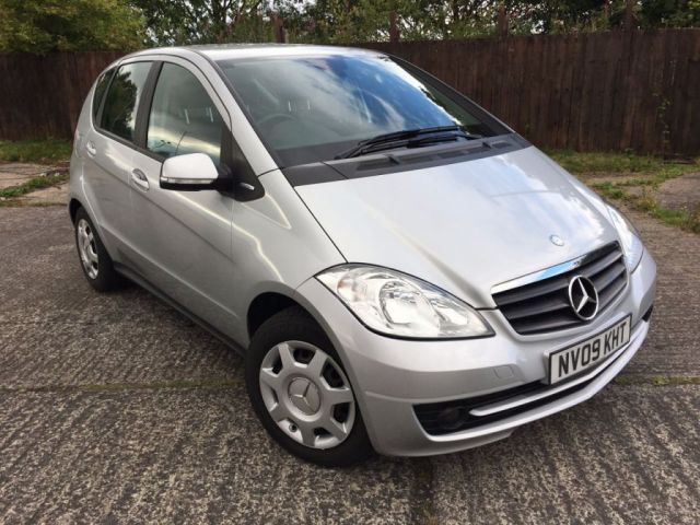 2009 09 Mercedes-Benz A Class 1.5 A150 BLUEEFFICIENCY CLASSIC SE 5d 95 BHP