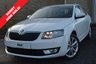 USED 2013 63 SKODA OCTAVIA 1.6 ELEGANCE TDI CR 5d 104 BHP FSSH! CANDY WHITE! SAT NAV! MANUAL TRANSMISSION! STUNNING EXAMPLE!