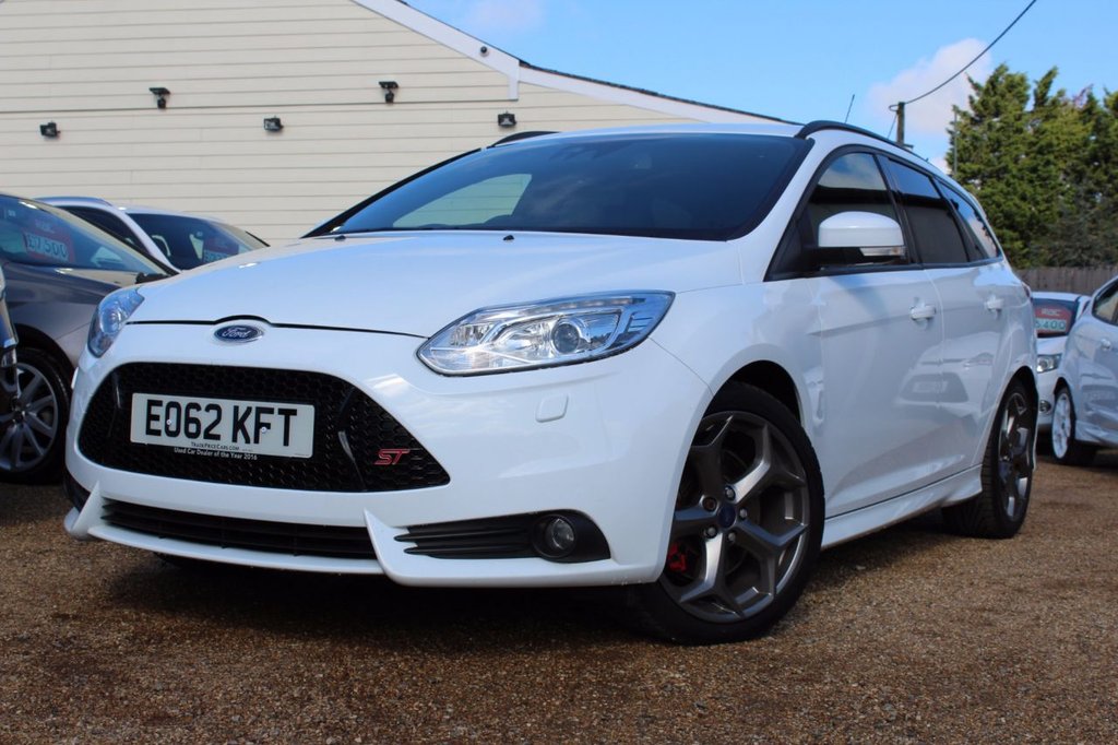 View our FORD FOCUS