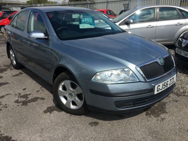 2006 56 Skoda Octavia 1.6 AMBIENTE FSI 5d 114 BHP