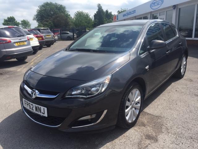 2012 62 Vauxhall Astra  1.6 i VVT 16v Elite 5dr