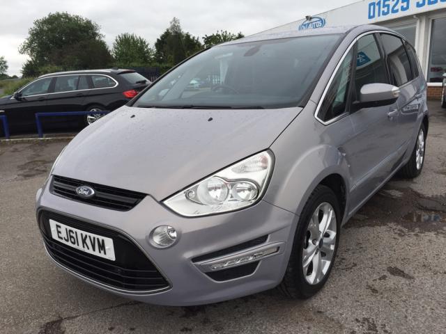 2011 61 Ford S-Max 2.2 TDCi Titanium 5dr