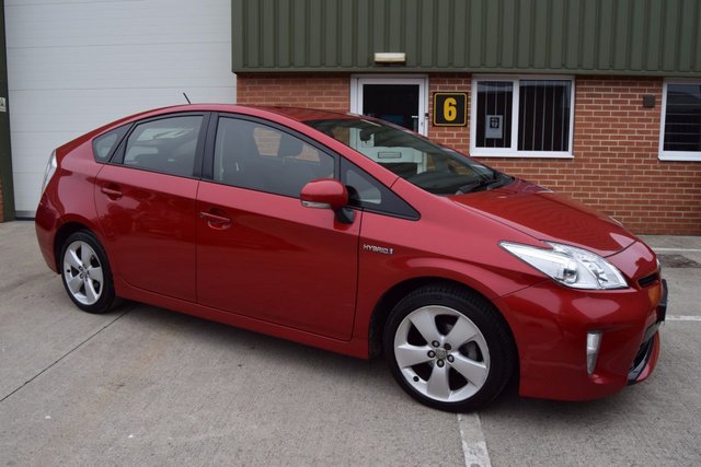 2014 63 Toyota Prius 1.8 T4 VVT-I 5d AUTO 99 BHP