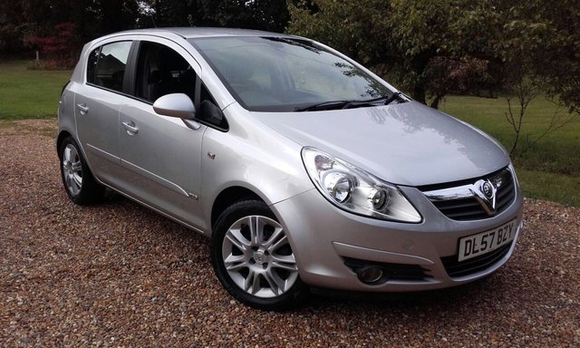 2008 57 Vauxhall Corsa 1.4 DESIGN 16V 5d AUTO 90 BHP