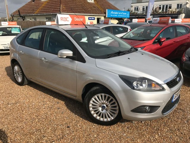 2010 10 Ford Focus 1.8 TITANIUM 5d 125 BHP