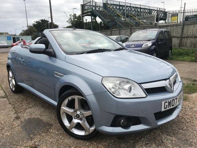 2007 07 Vauxhall Tigra 1.4 EXCLUSIV 16V 2d 90 BHP