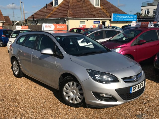 2014 14 Vauxhall Astra 1.7 EXCLUSIV CDTI ECOFLEX S/S 5d 108 BHP