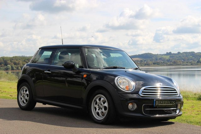 2012 62 MINI Hatch Cooper 2.0 COOPER D 3d AUTO 110 BHP