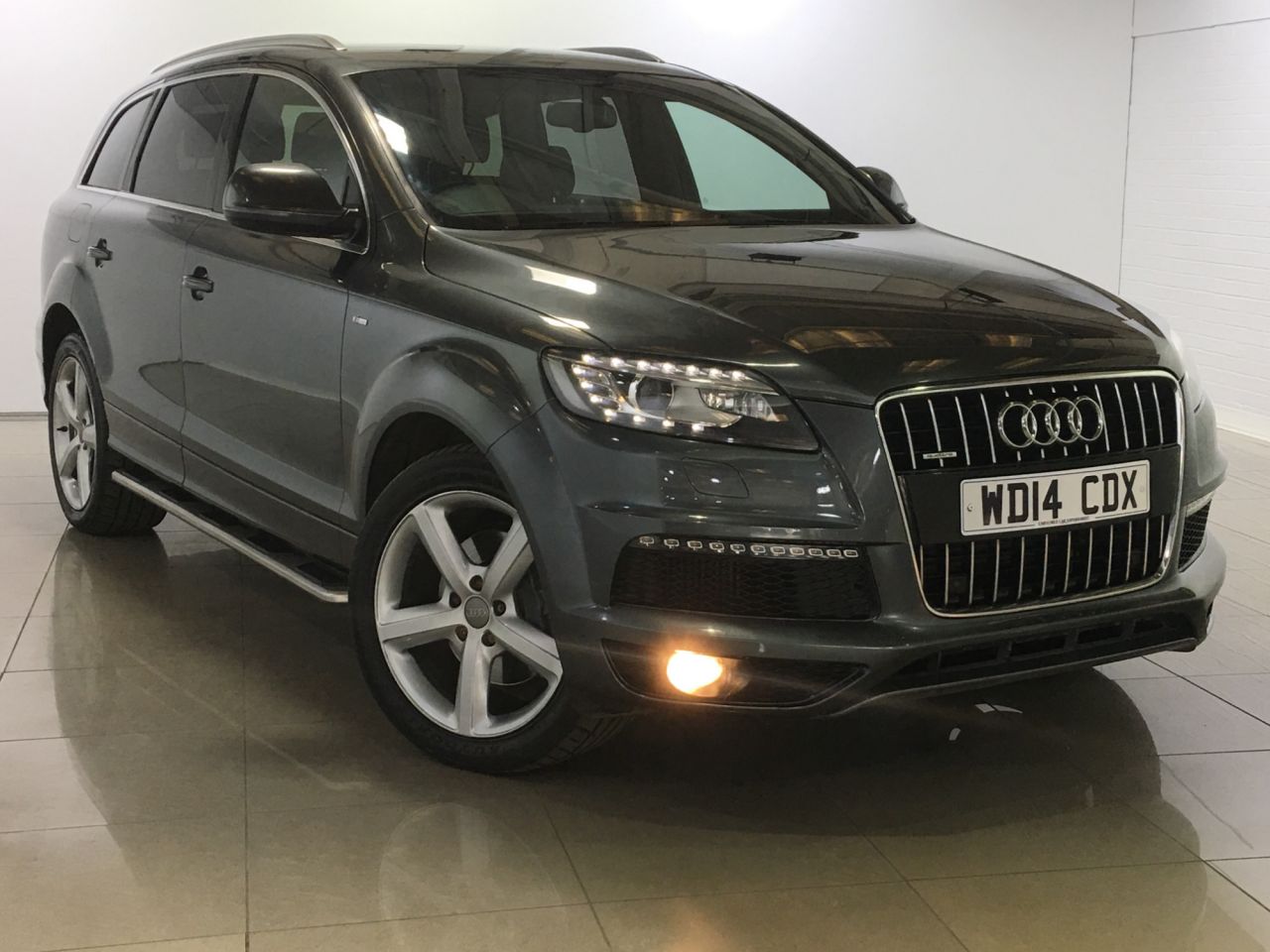 View our AUDI Q7