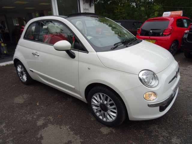 2014 64 Fiat 500 1.2 CONVERTIBLE LOUNGE 3d 69 BHP