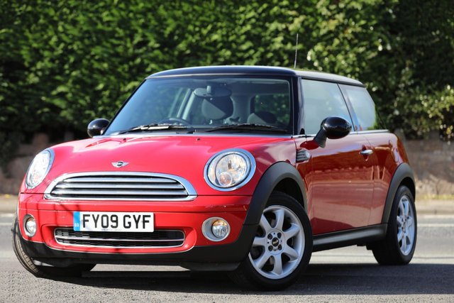 2009 09 MINI Hatch Cooper 1.6 COOPER 3d 118 BHP