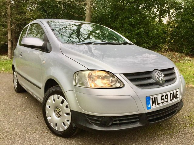 2009 59 Volkswagen Fox 1.2 URBAN 6V 3d 55 BHP ONLY 14,590 MILES WITH 2 LADY OWNERS GREAT SERVICE HISTORY//AUX-IN//REMOTE CENTRAL LOCKING//ELECTRIC FRONT WINDOWS//SPLIT REAR SEATS
