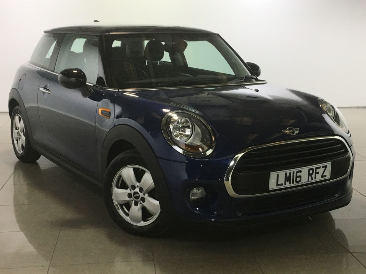 View our MINI HATCH COOPER