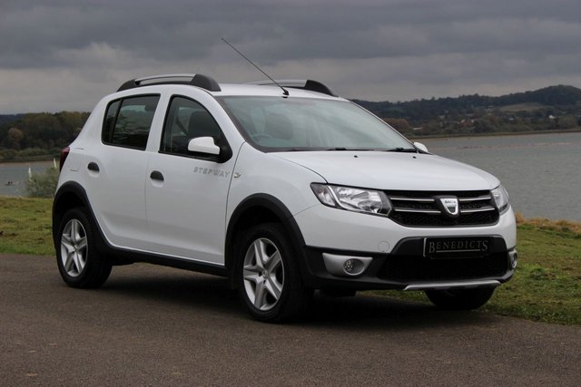 2015 15 Dacia Sandero 1.5 STEPWAY LAUREATE DCI 90 BHP