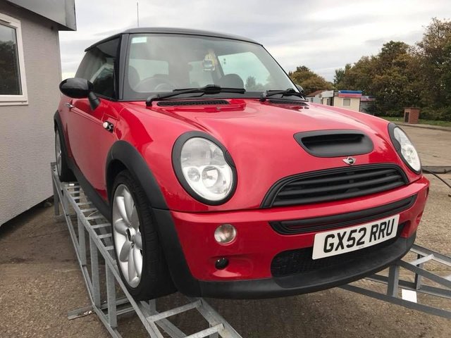 2002 52 MINI Hatch Cooper 1.6 COOPER S 3d 161 BHP