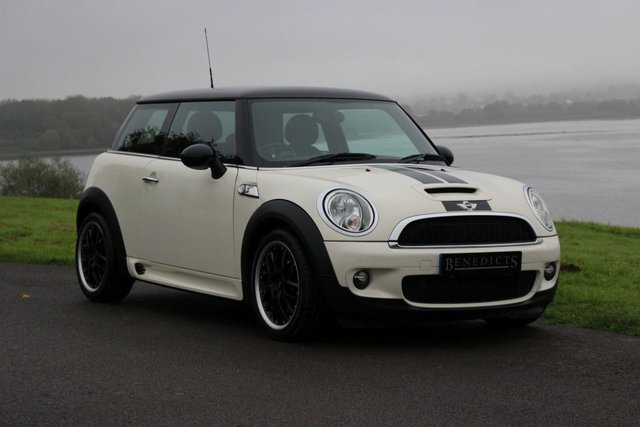 2009 59 MINI Hatch Cooper 1.6 COOPER S 3d 172 BHP