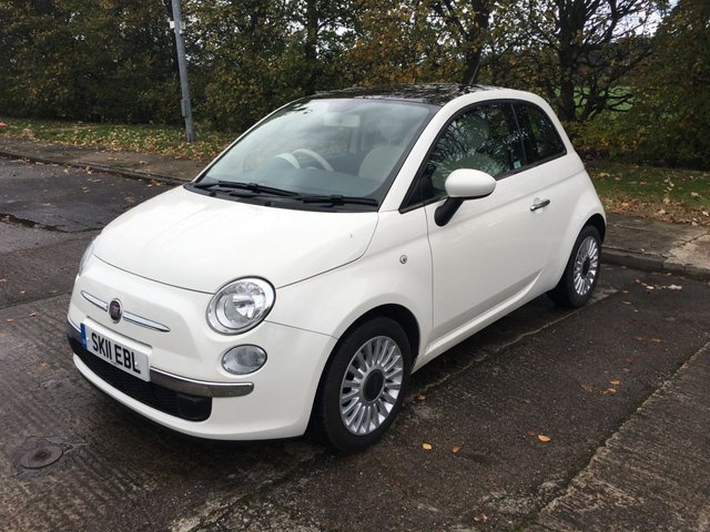 2011 11 Fiat 500 1.2 LOUNGE 3d 69 BHP
