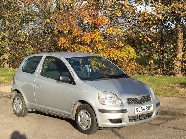 2004 54 Toyota Yaris 1.0 T2 VVT-I 3d 64 BHP