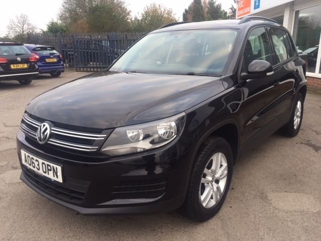 2013 63 Volkswagen Tiguan 2.0 S TDI BLUEMOTION TECHNOLOGY 4MOTION 5d 138 BHP