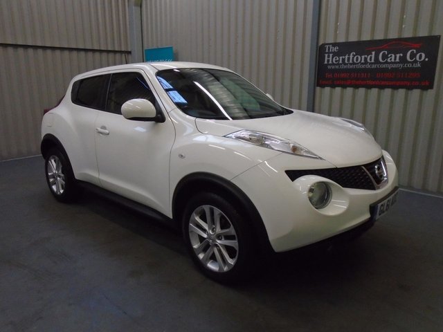 2011 61 Nissan Juke 1.6 TEKNA 5d AUTO 117 BHP